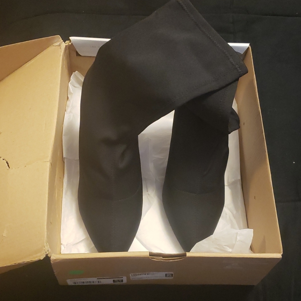 Lycra booties